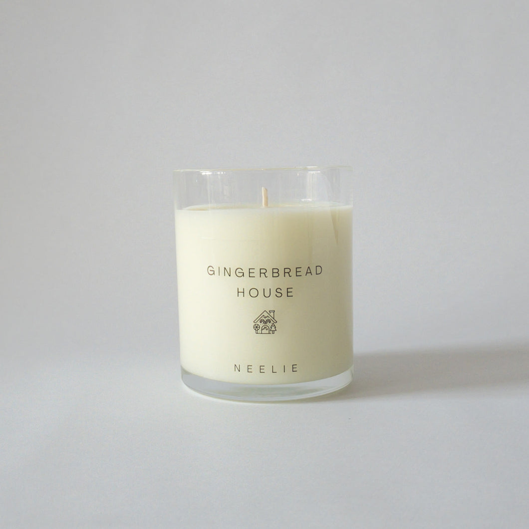 Gingerbread House - Neelie Candle 